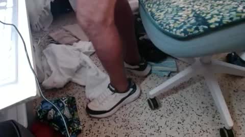 bruceb124u online show from November 12, 1:00 pm