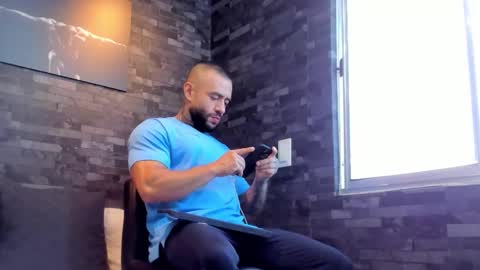 brucedallas online show from October 2, 10:06 pm