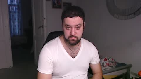 Bruce online show from December 5, 3:28 pm