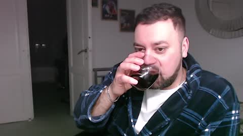 Bruce online show from February 7, 6:24 pm