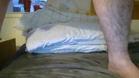 Snapshot of bruhhhh1992 chatting on April 10, 6:56 pm hardForYou hard new cum finger online show from April 10, 6:56 pm