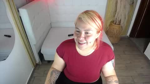 Bruja SCarlata online show from December 17, 11:27 am