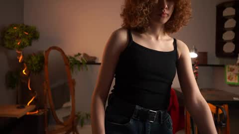 Snapshot of brunaeveritt chatting on April 22, 2:07 pm Tess online show from April 22, 2:07 pm