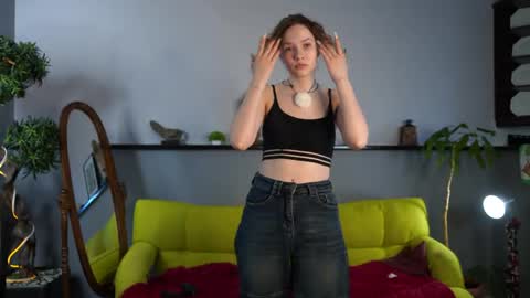 Snapshot of brunaeveritt chatting on May 12, 2:14 pm Tess online show from May 12, 2:14 pm
