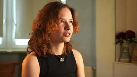 Snapshot of brunaeveritt chatting on May 21, 2:13 pm Tess online show from May 21, 2:13 pm
