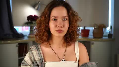 Snapshot of brunaeveritt chatting on June 22, 1:52 pm Tess online show from June 22, 1:52 pm