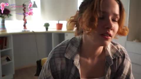 Snapshot of brunaeveritt chatting on June 23, 2:48 pm Tess online show from June 23, 2:48 pm