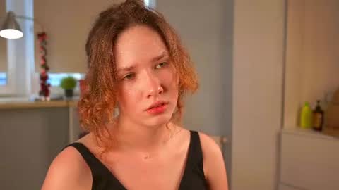 Snapshot of brunaeveritt chatting on July 10, 3:03 pm Tess online show from July 10, 3:03 pm