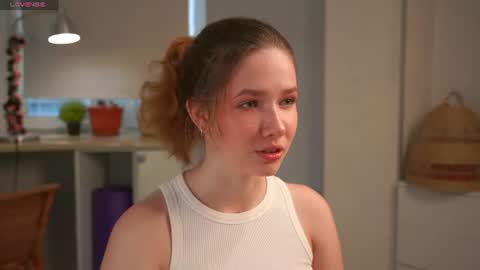 Snapshot of brunaeveritt chatting on July 15, 2:11 pm Tess online show from July 15, 2:11 pm