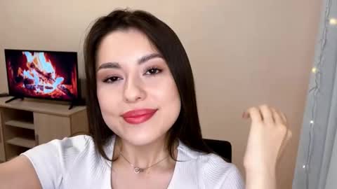 Snapshot of brunalamarra chatting on October 14, 1:34 pm Lina online show from October 14, 1:34 pm