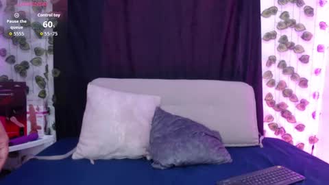 Bruna royale  online show from February 11, 2:33 pm