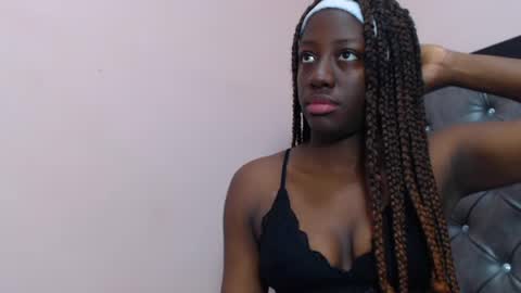 brunettehot4ux online show from June 21, 2:19 pm