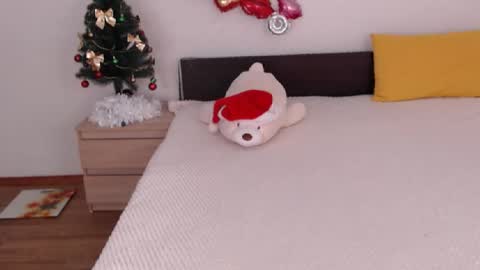 Ellis online show from December 16, 6:18 am