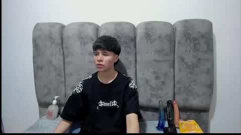 Bruno Cruz online show from April 16, 2:45 am