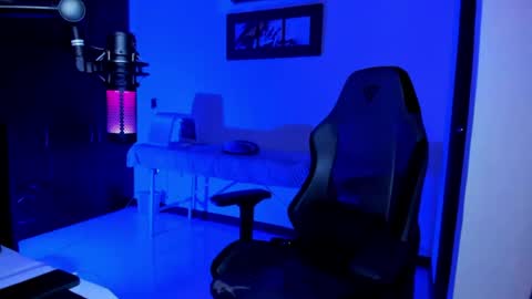Snapshot of bruno_diaz31 chatting on July 29, 5:49 am Bruno online show from July 29, 5:49 am