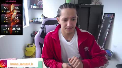 Snapshot of bruno_santos1 chatting on May 25, 1:17 pm Bruno online show from May 25, 1:17 pm