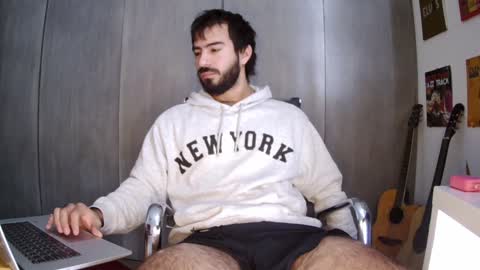 Snapshot of brunobaibe chatting on January 12, 5:22 pm brunobaibe online show from January 12, 5:22 pm