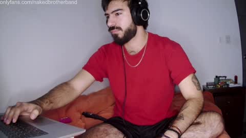 Snapshot of brunobaibe chatting on February 4, 2:21 pm brunobaibe online show from February 4, 2:21 pm