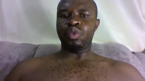 brucedarling online show from April 13, 3:56 am