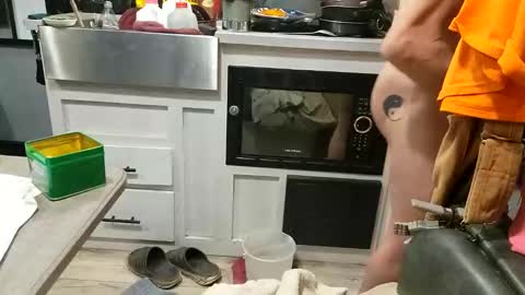 Steve... aka SkinnieDippin aka TimberTramp online show from October 30, 6:04 am