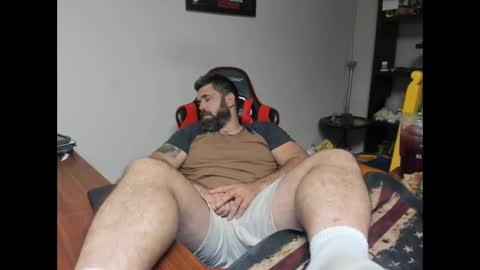 BRUTALMASTER1983 online show from November 10, 8:24 am