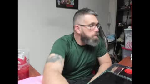 Snapshot of brutalmaster1983 chatting on May 24, 6:29 am BRUTALMASTER1983 online show from May 24, 6:29 am