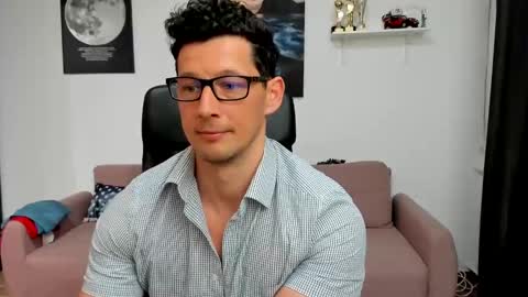 Brutus K online show from March 7, 5:06 pm