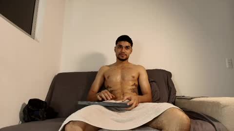 Snapshot of bry_alx chatting on April 19, 2:11 am bry_alx online show from April 19, 2:11 am