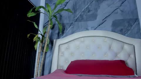 Bry Dalton online show from February 17, 4:42 am