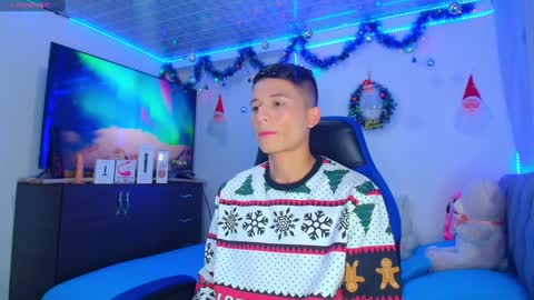 BRYAM INDEPENDENT MODEL online show from December 3, 12:13 am