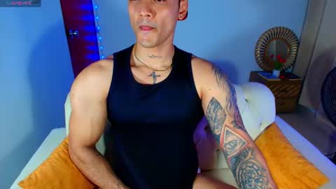 Snapshot of bryan_boy_ chatting on June 14, 1:58 am bryan online show from June 14, 1:58 am