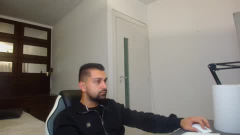 BryceReign online show from April 22, 4:26 am
