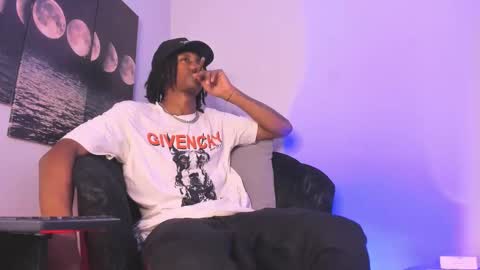 Bryxon  online show from September 12, 3:01 pm