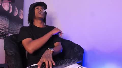 Bryxon  online show from September 25, 3:38 pm