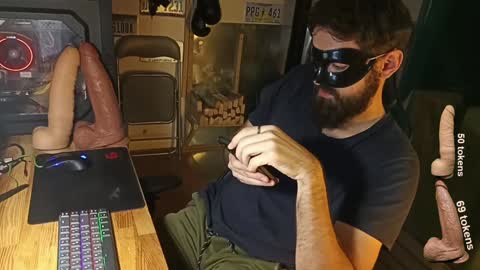 Snapshot of btarkhun chatting on January 15, 1:52 pm Anal Orgasm online show from January 15, 1:52 pm