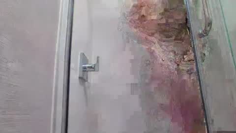 Snapshot of btrthanezra04 chatting on February 4, 4:26 am NickRock online show from February 4, 4:26 am