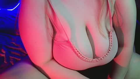 Nancy 3 online show from January 11, 12:33 am