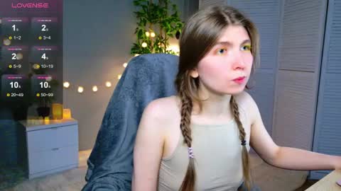 bubble_kiss online show from April 7, 3:56 pm