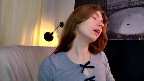 bubble_kiss online show from April 18, 3:38 pm