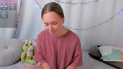 Sabrina  online show from December 18, 10:19 am