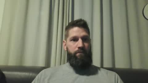 Snapshot of bubblebee1982 chatting on January 13, 7:11 am bubblebee1982 online show from January 13, 7:11 am