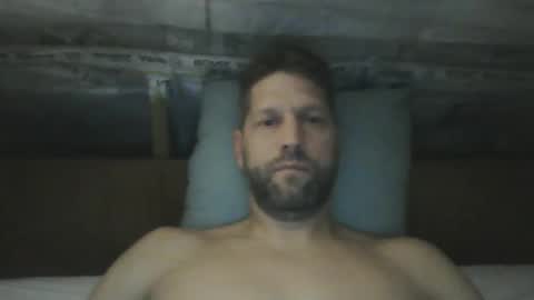 Snapshot of bubblebee1982 chatting on September 11, 4:23 am bubblebee1982 online show from September 11, 4:23 am