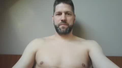 bubblebee1982 online show from March 20, 3:06 pm