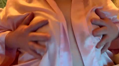 bubblegirl online show from March 15, 8:37 pm