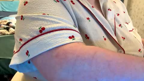 bubblegirl online show from March 27, 1:44 pm