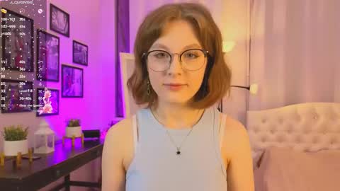 Snapshot of bubblegum_babe_ chatting on October 9, 8:29 pm Alice online show from October 9, 8:29 pm