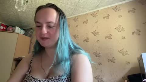 Snapshot of bubblegum_tempt chatting on June 12, 4:11 am bubblegum_tempt online show from June 12, 4:11 am
