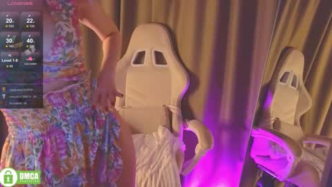 bubbling_crush online show from January 17, 12:10 am