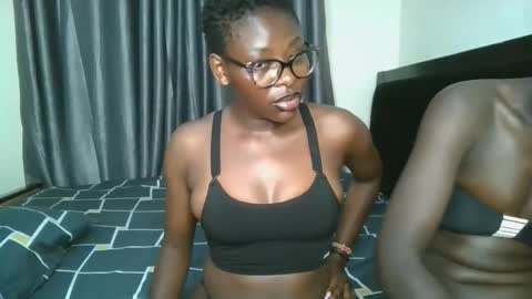 Bubbly online show from November 12, 1:39 am