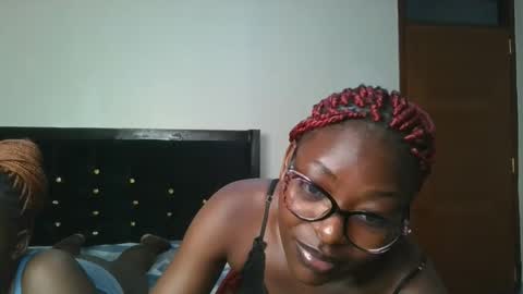 Bubbly online show from December 1, 11:54 pm